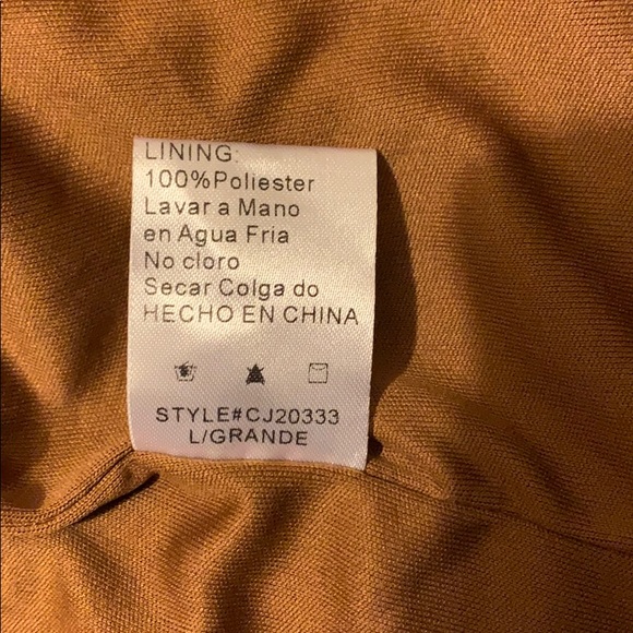 Light pink (1) and nude (1) suede moto jacket available - Picture 4 of 5